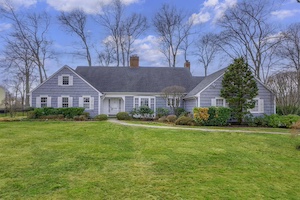 25 Carriage House Lane