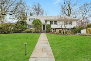 22 Leatherstocking Lane