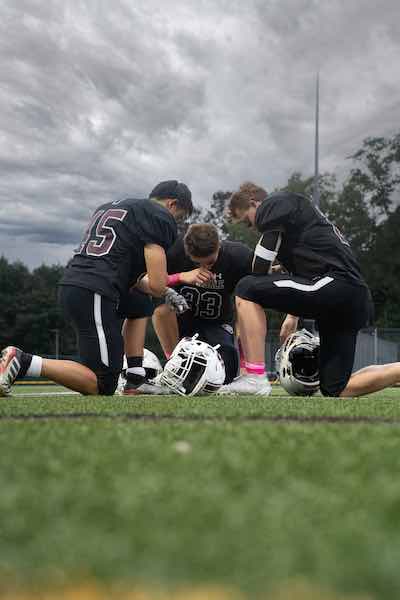 Scarsdale Players Huddled Before Game copy