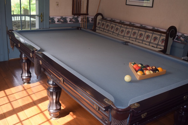 pooltable1
