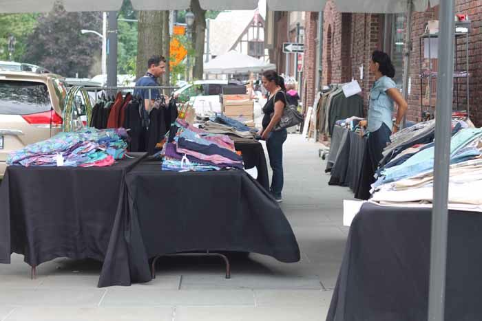 sidewalksale2012B